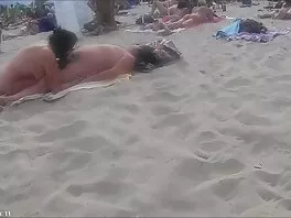 იგი იღებს მისი pussy შეჭამეს მისი stepman ძმა